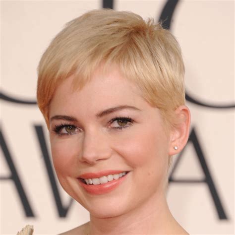 michelle williams chanel makeup